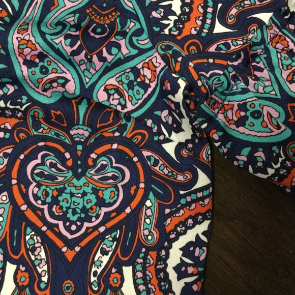 SET of 2 Talbots Womens Blouses Tops Tunics Bird - Picture 9 of 13